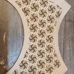 خدمات طراحی و حک گالوو و فایبر و برش لیزر